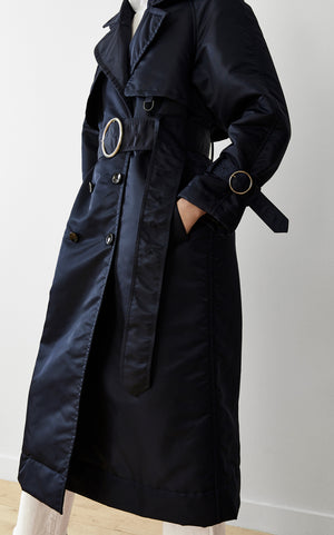 SUSTAINABLE DOWN FILLED SATIN TRENCH